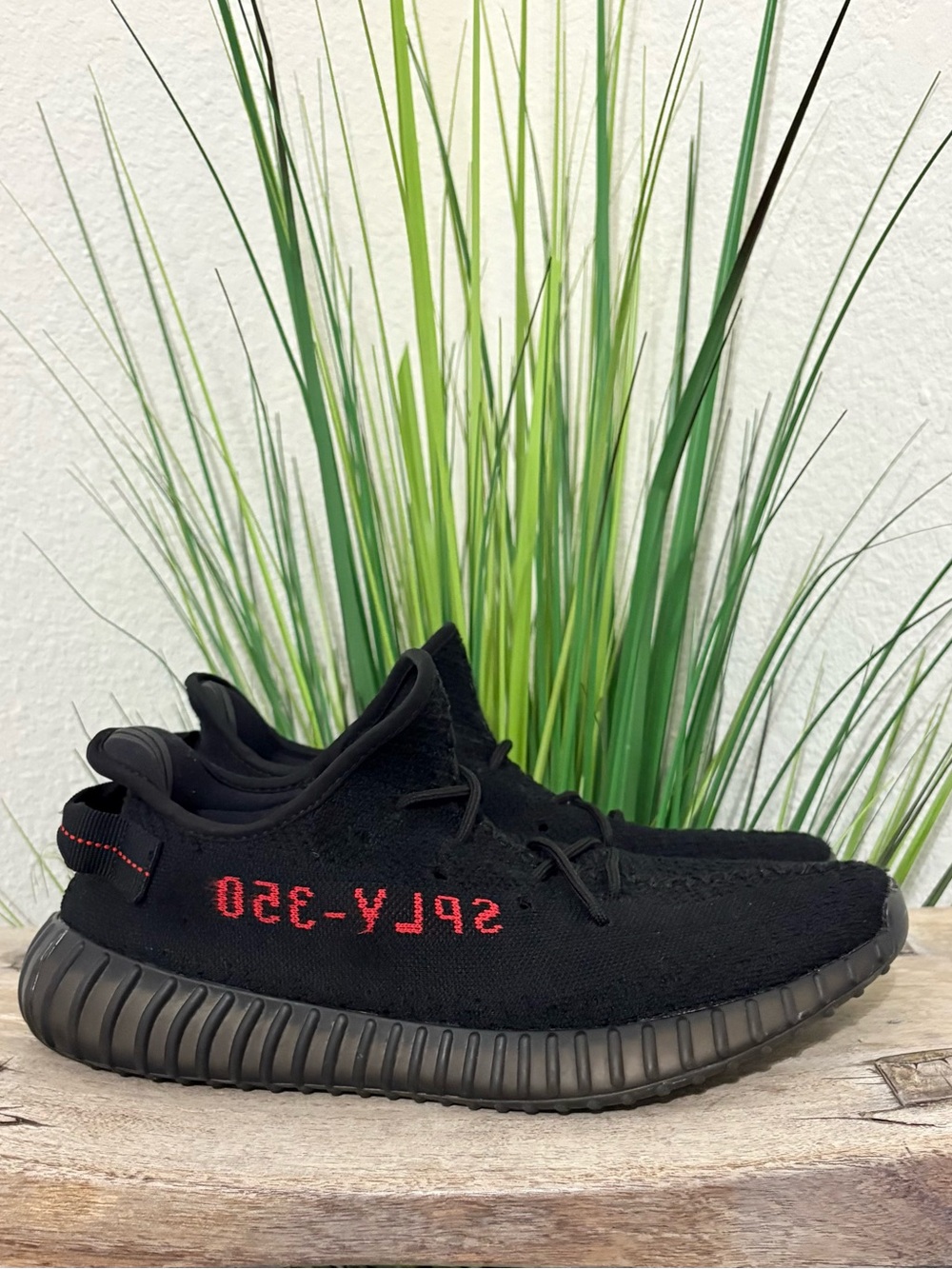 Adidas Yeezy Boost 350 V2 Bred Core SPLY Sneakers